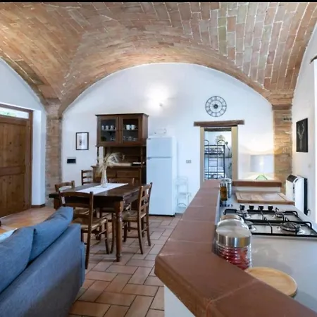 Apartment La Bottega, House *